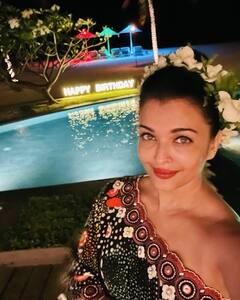 Aishwarya Birthday Celebration: ऐश्वर्या राय बच्चन ने पति अभिषेक और बेटी के साथ मनाया जश्न, यहां देखिए पूल किनारे सेलिब्रेशन की Inside Photos