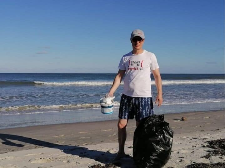 Crew-3 Mission Delayed, Astronaut Spends Quarantine Days Cleaning Florida Beach Near Launch Site Crew-3 Mission Delayed, Astronaut Spends Quarantine Days Cleaning Florida Beach Near Launch Site