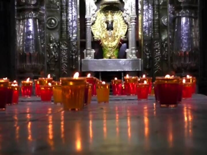 देशभरात यंदाची दिवाळी कोरोना संकटात साधेपणाने साजरी केली जात आहे. असं असलं तरी दिवाळी साजरी करतानाचा उत्साह मात्र तोच आहे.