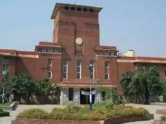 Delhi University: वीर सावरकर के नाम पर कॉलेज का नाम रखने पर शुरू हुआ सियासी बवाल, NSUI ने दी ये चेतावनी