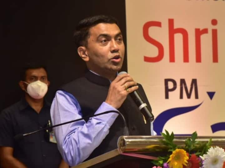 Goa CM Pramod Sawant accuses Arvind Kejriwal of copying his pilgrimage plans Delhi News: तीर्थयात्रा योजना का जिक्र करते हुए गोवा के सीएम ने मुख्यमंत्री केजरीवाल पर साधा निशाना, जानें पूरा मामला