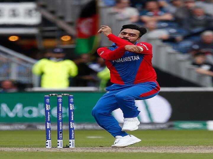 अफगानिस्तान के स्टार स्पिनर राशिद खान इस वक्त अच्छी लय में हैं और उन्होंने पिछले तीन मुकाबलों में 7 विकेट चटकाए हैं. राशिद ने इन मैचों में किफायती गेंदबाजी भी की है. वह भारतीय बल्लेबाजों के लिए परेशानी का सबब बन सकते हैं. 