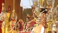 Diwali In Ayodhya: उड़नखटोले से अयोध्या पहुंचे भगवान राम और मां सीता, CM ने किया राज्याभिषेक