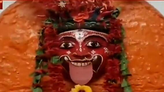 Kali Puja 2021: রাত্রে নয়, মালদার জহরা মন্দিরে কালীপুজো হয় দিনের আলোয় | Bangla News