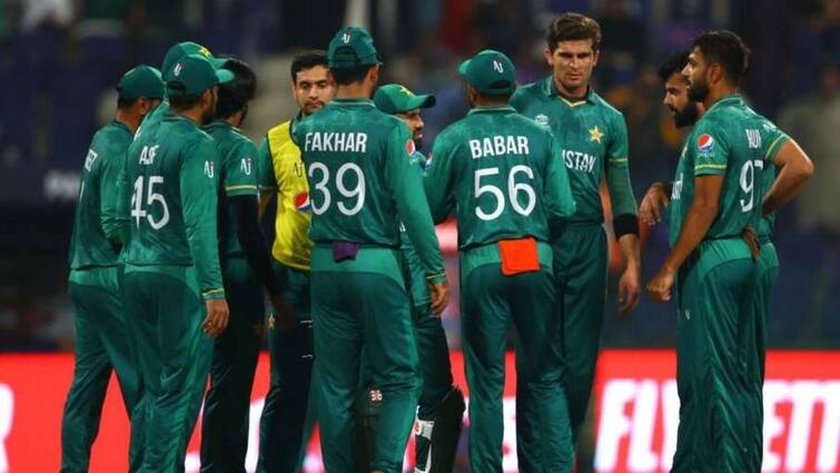 t20 world cup : pakistan players heartbreaking working video viral after defeating namibia પાકિસ્તાની ટીમની ખેલદિલી પર ક્રિકેટ ચાહકો ફિદા, નામિબિયાને હરાવ્યા પછી તેમના ડ્રેસિંગ રૂમમાં જઈને શું કહ્યું ? જુઓ વીડિયો