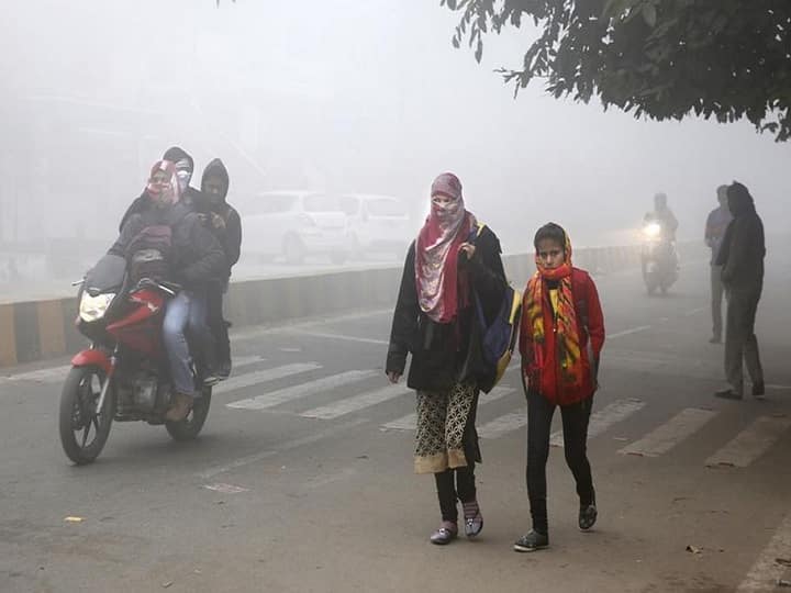 Bhopal-Indore Weather Update: Record breaking cold started in Bhopal, mercury reached 12.4 degrees Bhopal-Indore Weather Update: भोपाल में अभी से पड़ने लगी रिकॉर्ड तोड़ ठंड, 12.4 डिग्री पर पहुंचा पारा