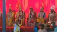 Diwali In Ayodhya: राम की पैड़ी में मिट्टी के लाखों दीयों का भव्य नजारा