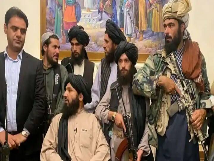 Taliban member Maulvi Hamdullah Mukhlis killed in Afghanistan military hospital attack in kabul Taliban Commander Killed: काबुल अस्पताल हमले में मारा गया तालिबान का टॉप कमांडर मौलवी मुखलिस