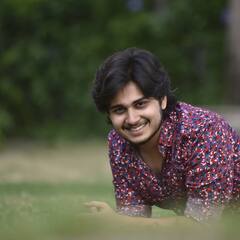 In Pics: सुपरस्टार लक्ष्मीकांत बेर्डेंचा मुलगा 'अभिनय बेर्डे'चा आज वाढदिवस, जाणून घ्या त्याच्या खास गोष्टी