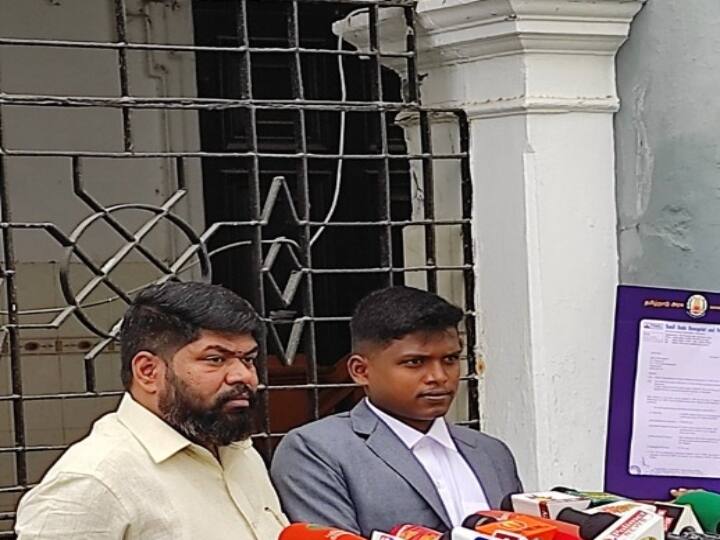 Mariyappan Thangavelu Govt Job: பாரலிம்பிக்கில் தங்கம் வென்ற மாரியப்பனுக்கு அரசு வேலைக்கான பணிஆணை - முதல்வர் வழங்கினார்