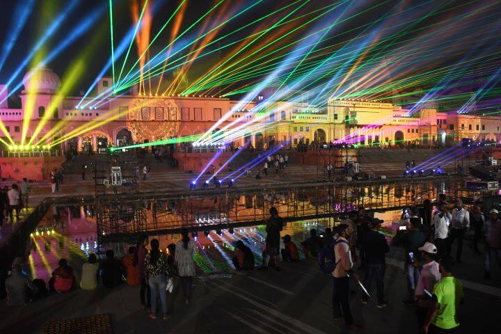 Deepotsav Celebration in Ayodhya Set To Create World Record By Lighting 12 Lakh Diyas Today Deepotsav in Ayodhya: అయోధ్యలో దీపోత్సవం.. గిన్నిస్ ప్రపంచ రికార్డ్‌ వెయిటింగ్!