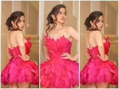 ગુલાબી કલરના ટુંકા કપડાંમાં ઉર્ફી જાવેદે મચાવ્યો કેર, ફરી એકવાર પોતાની હૉટ ફેશનથી ફેન્સને કરી દીધા ઘાયલ, જુઓ ફોટોશૂટની તસવીરો...........