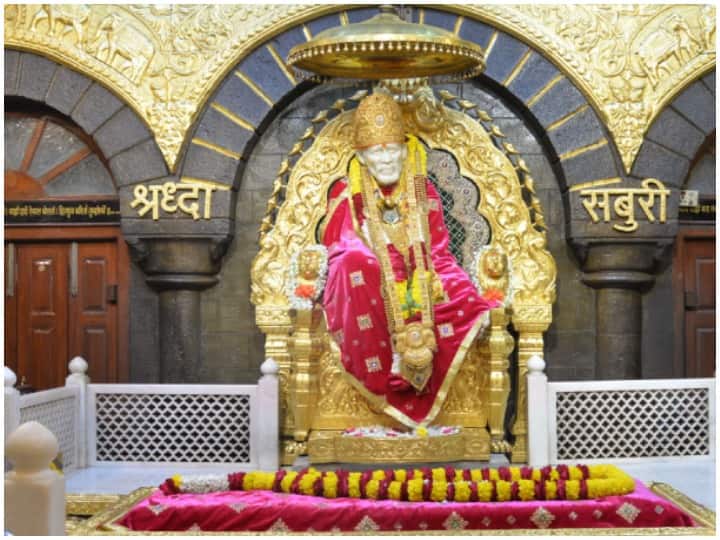 Deepawali 2021 in Shirdi Sai Mandir: आज शिरडी मंदिर में होगी दीवाली की भव्य पूजा, यहां जानें किन बातों का रखना होगा ध्यान Today Diwali will be celebrated in Shirdi Mandir following corona rules know details Deepawali 2021 in Shirdi Sai Mandir: आज शिरडी मंदिर में होगी दीवाली की भव्य पूजा, यहां जानें किन बातों का रखना होगा ध्यान