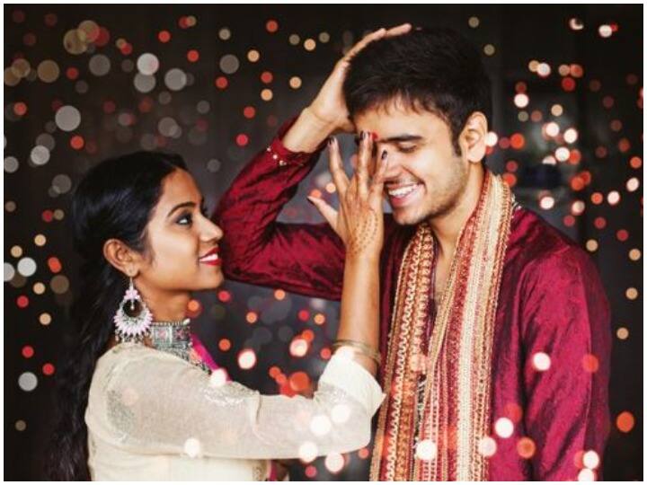 Diwali 2020 Greetings to relatives like this on the day of Bhai dooj Bhai Dooj 2022: ભાઈ બીજના દિવસે આ રીતે સંબંધીઓને પાઠવો શુભેચ્છા