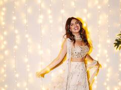 In Pics: दिवाळीतला Priyanka Chopra चा देसी लूक सोशल मीडियावर व्हायरल