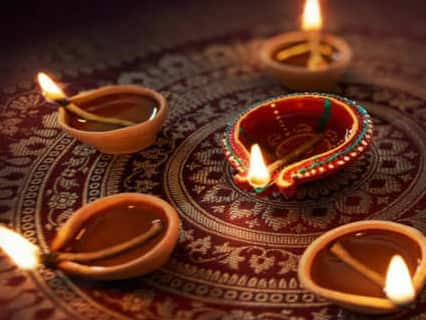 दिवाली पर इस तेल का दीपक जलाने से शांत होता है राहु-केतु