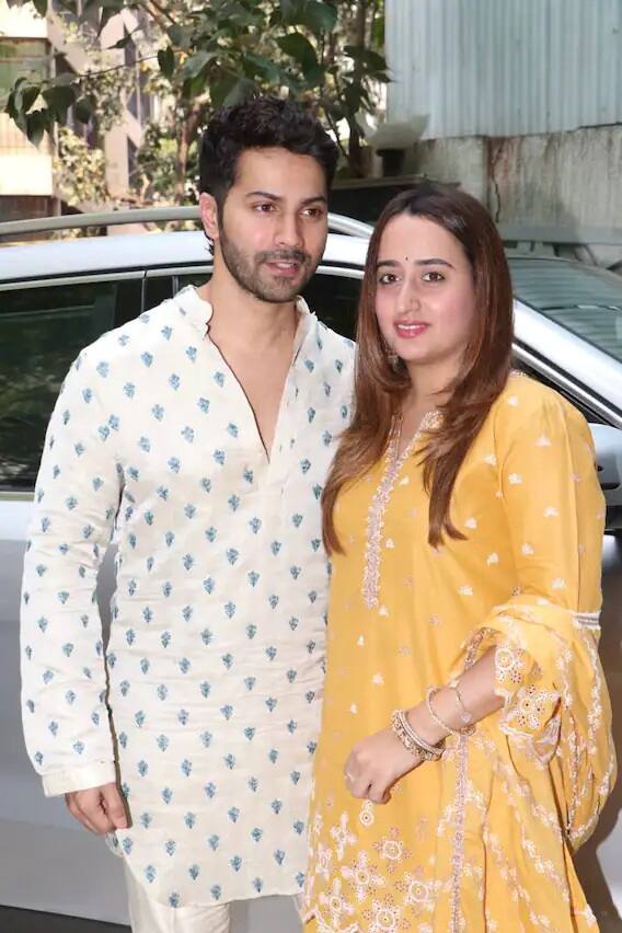 পরিবার, বন্ধু এবং ঘনিষ্ঠ আত্মীয়দের উপস্থিতিতে বিবাহবন্ধনে আবদ্ধ হন অভিনেতা।