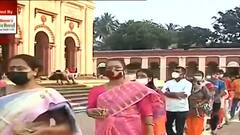 Kali Puja 2021: দক্ষিণেশ্বরে শুরু হয়ে গিয়েছে ভক্ত সমাগম । Bangla News