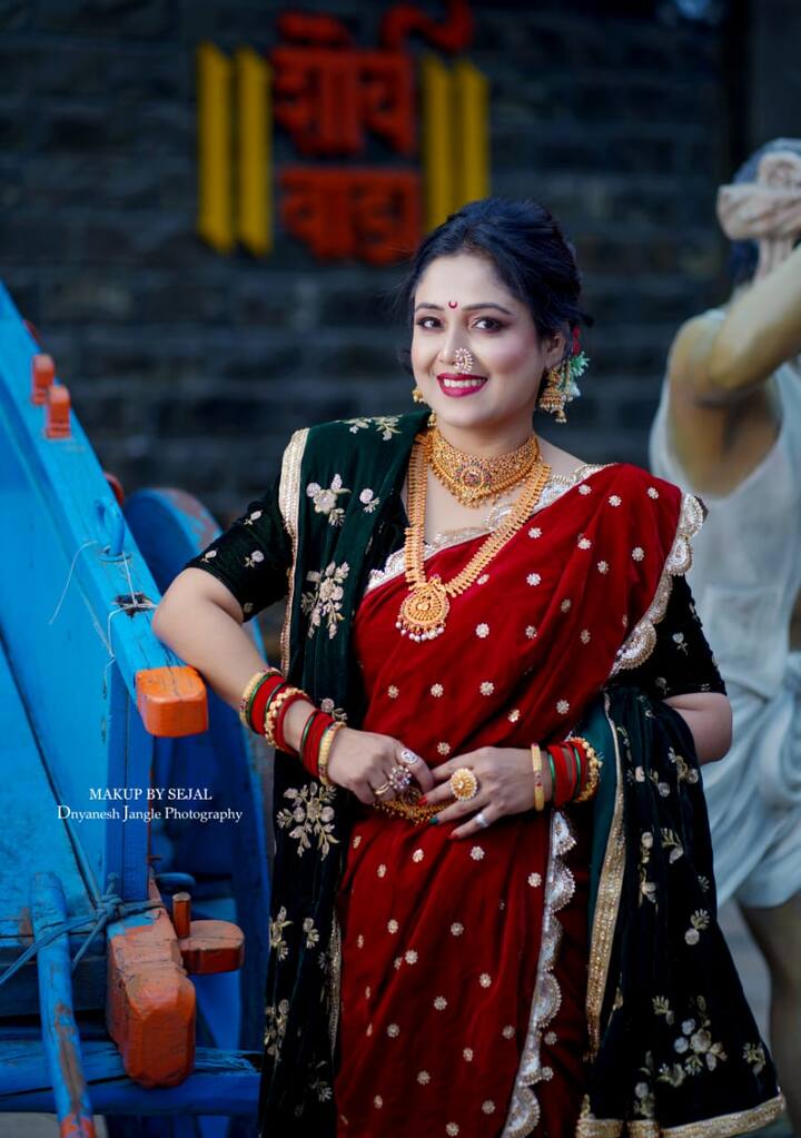 अभिनेत्री स्वाती पानसरे ने केलंय दिवाळी स्पेशल फोटोशूट...  (Photo:@@swatipansareofficial/IG)