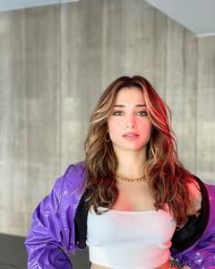 Tamannaah Photos: వింటర్ వచ్చేస్తోంది... ట్రెండీ డ్రెస్సులతో నేను రెడీ అంటున్నా తమన్నా
