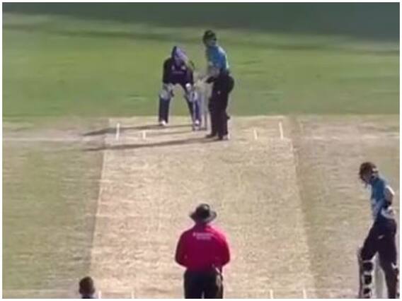 T20 World Cup: जब स्कॉटलैंड के वीकेट कीपर बोले- 'कम ऑन ग्रीवो, पूरा भारत तुम्हारे साथ है' T20 World Cup: जब स्कॉटलैंड के वीकेट कीपर बोले- 'कम ऑन ग्रीवो, पूरा भारत तुम्हारे साथ है'