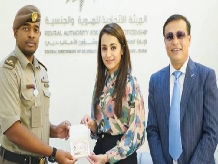 trisha is a first kollywood actress who got golden visa Golden visa trisha | ”கோல்டன் விசா பெற்ற முதல் தமிழ் நடிகை நான்தான்” த்ரிஷா சொன்ன ஹேப்பி மொமெண்ட்