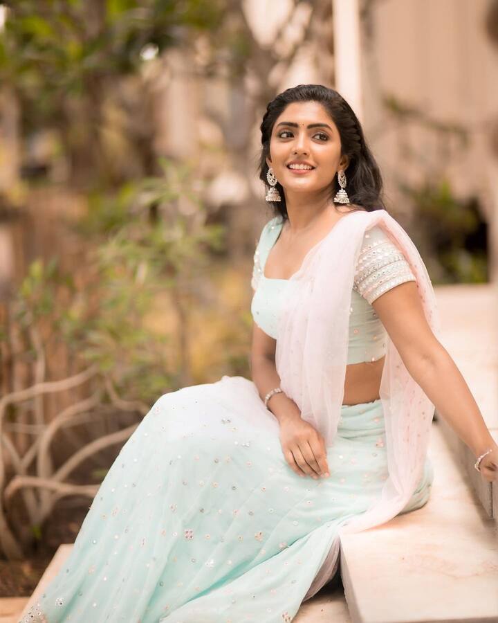 ఈషా రెబ్బా క్యూట్ పిక్స్ (Image credit: Instagram)