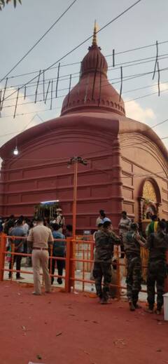 Kalipujo 2021: ৫১ সতীপীঠের অন্যতম ত্রিপুরা সুন্দরী দেবী, দীপাবলিতে জাঁকজমক ত্রিপুরেশ্বরী মন্দিরে