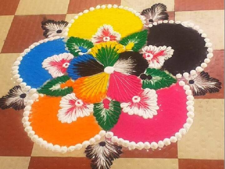 दिवाली के खास मौके पर आप अलग-अलग तरह के कलर का इस्तेमाल कर खूबसूरत रंगोती बना सकते हैं. (फोटो- सोशल मीडिया)