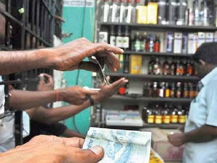 3 killed in drinking alcohol related Diwali celebrations ப்ளாக்கில் மது.. சுருண்டு விழுந்து உயிரிழந்த 3 பேர்.. போலீசார் தீவிர விசாரணை!