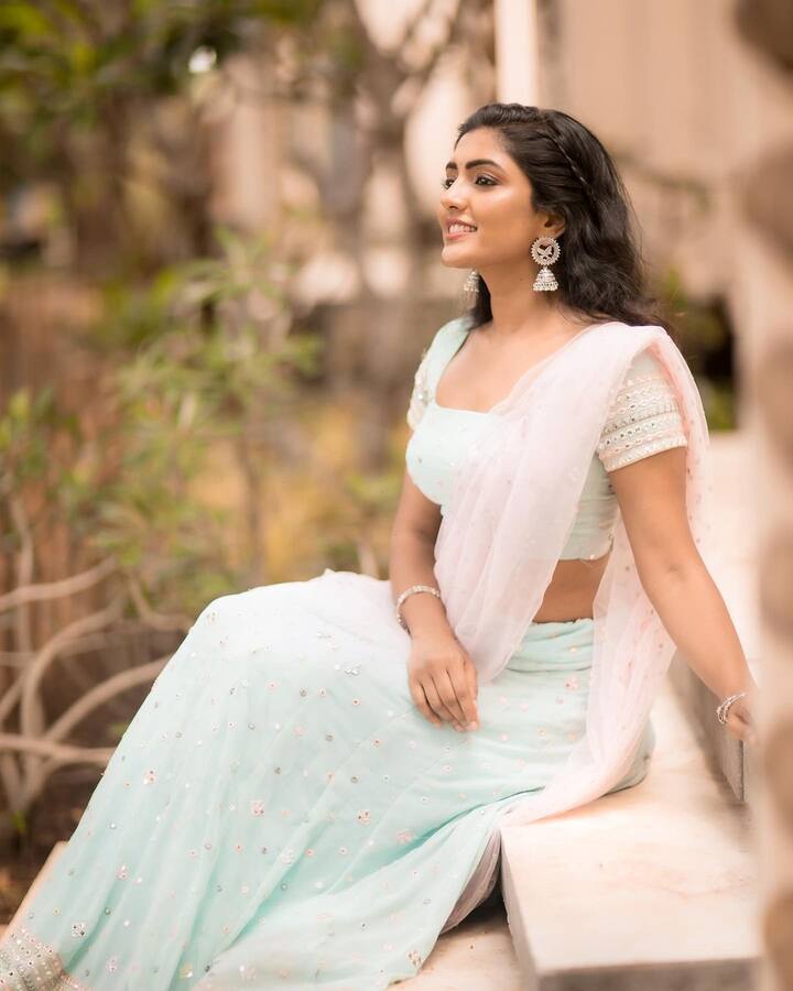 ఈషా రెబ్బా క్యూట్ పిక్స్ (Image credit: Instagram)