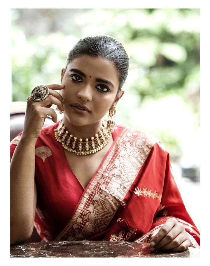 ஐஸ்வர்யா ராஜேஸின் ரீசண்ட் லுக்..