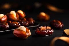 Khajoor Benefits: ਖਜੂਰ ਨੂੰ ਐੰਵੀ ਹੀ ਨਹੀਂ ਕਿਹਾ ਜਾਂਦਾ ਵੰਡਰ ਫਰੂਟ, ਜਾਣੋ ਸਰਦੀਆਂ 'ਚ ਇਨ੍ਹਾਂ ਨੂੰ ਖਾਣ ਦੇ 10 ਫਾਇਦੇ