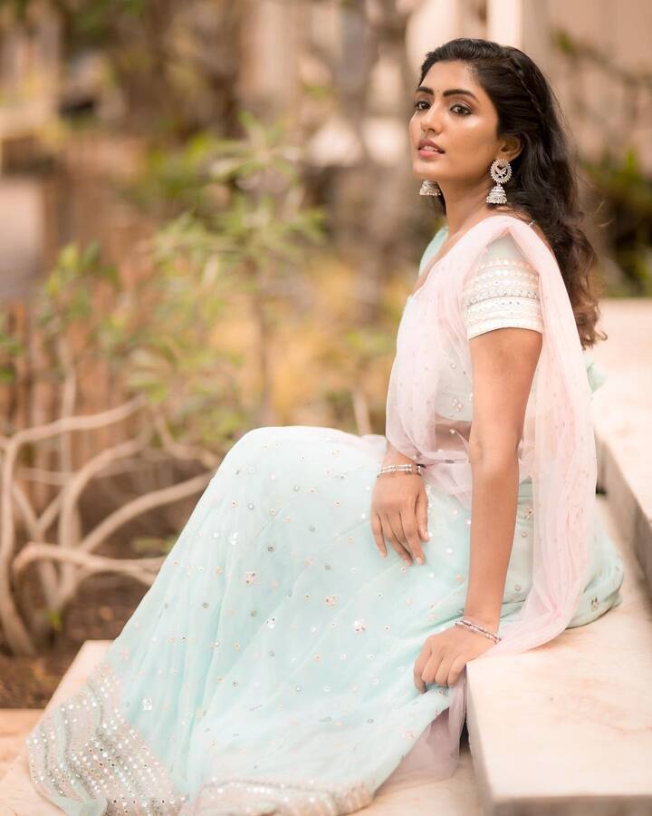 ఈషా రెబ్బా క్యూట్ పిక్స్ (Image credit: Instagram)