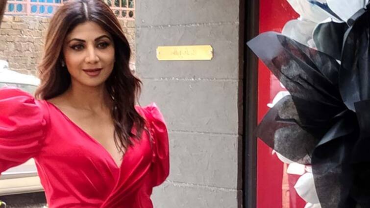 'Friday Binge': Shilpa Shetty Savors Rasgullas As She Enjoys Feast With Friend A Day After Diwali, Know In Details Diwali 2021: রসগোল্লা খেতে ব্যস্ত শিল্পা শেট্টি, ভিডিও দেখে কী বলছেন অনুরাগীরা?