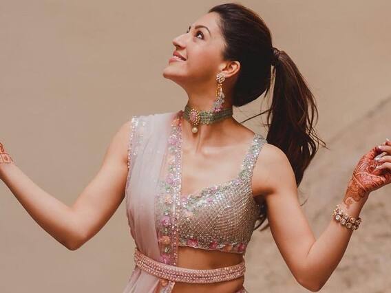 Mehreen Pirzada Birthday: హనీ ఈజ్ ద బెస్ట్...'ఎఫ్ 3' బ్యూటీ మెహ్రీన్ కి హ్యాపీ బర్త్ డే Mehreen Pirzada Birthday: హనీ ఈజ్ ద బెస్ట్...'ఎఫ్ 3' బ్యూటీ మెహ్రీన్ కి హ్యాపీ బర్త్ డే