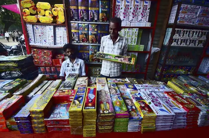 business on diwali 2021 china has suffered a loss of 50 thousand crores on diwali Diwali 2021:এবারের দীপাবলির ব্যবসায়  ৫০ হাজার কোটি টাকার ধাক্কা খেল চিন