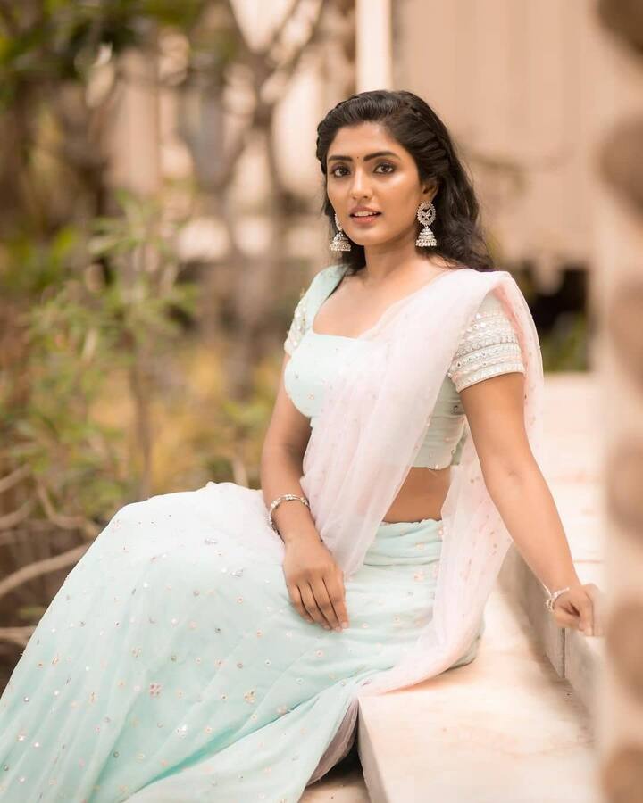 என் ஆசை நிறைவேறுமா என் தோழி நீயும் சொல்லம்மா