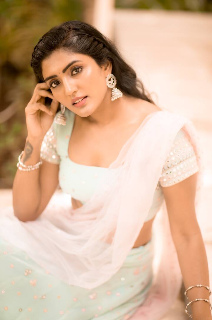 உன்னை நான் சுமப்பதினால் இதயமும் கருவறை தான்