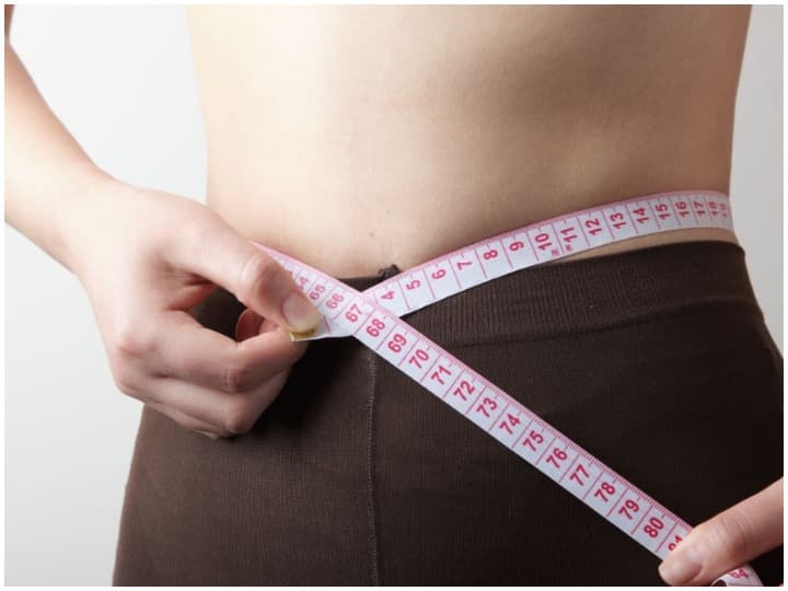 Health Care Tips: पेट की चर्बी कम करने के लिए करें ये Workout, डाइट में इन चीजों को करें शामिल
