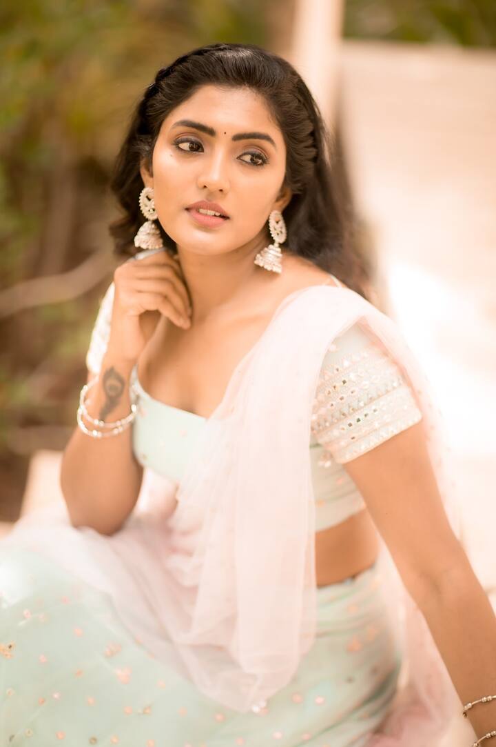 என் காதல் செடியில் பூவும் பூத்ததே