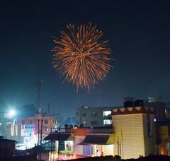 Diwali 2021: দীপাবলি উদযাপনে মাতল গোটা দেশ