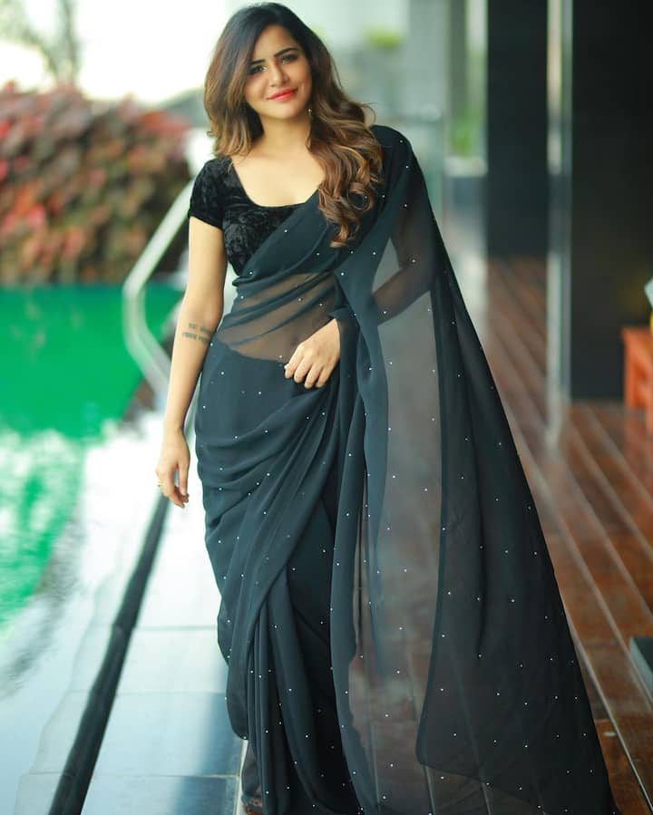 అషురెడ్డి లేటెస్ట్ ఫోటోలు (Image credit: Instagram)