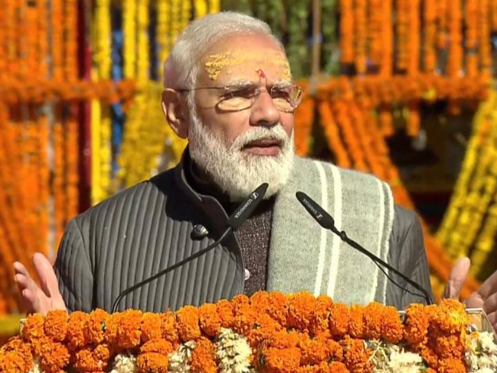 Prime Minister Narendra Modi addressing people at Kedarnath dham PM Modi in Kedarnath: पलायन पर भी बोले पीएम मोदी- कहा, 'अब पहाड़ के काम आएगा यहां का पानी और जवानी'