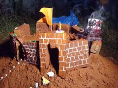 Diwali 2021 : फराळ, फटाके आणि दिवाळीचा किल्ला...! बच्चे कंपनींची धमाल...