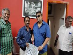 நண்பர்களுக்கு புது உடை..  இயக்குநர் மிஷ்கினின் தீபாவளி பரிசு!