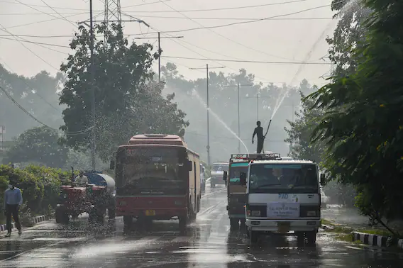 Ban On Construction Sites, Tankers To Sprinkle Water: How Delhi Govt Plans To Control Air Pollution