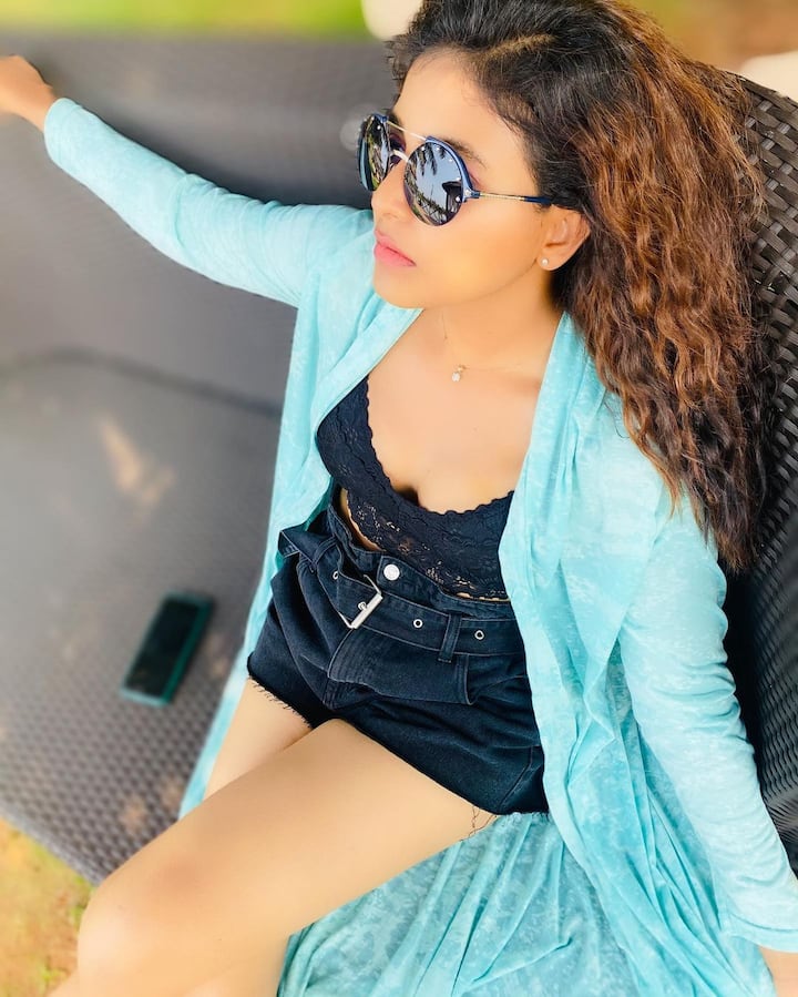 Anjali Pics: ఎన్నడూ లేనంతగా అందాలు ఆరబోసిన అంజలి.. ఫొటోలు వైరల్ - Image Credit: Anjali/Instagram