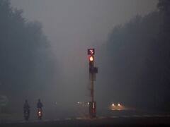 Air Pollution: शनिवार को एनसीआर के सारे प्रमुख शहर 'डार्क रेड जोन' में पहुंचे, परेशान हो रहे हैं लोग