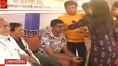 Sougata Roy: ভাইফোঁটায় কচি-কাঁচাদের হাতে ফোঁটা নিলেন সৌগত রায় । Bangla News